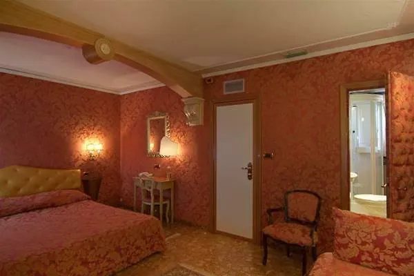 Hotel Santo Stefano Venice